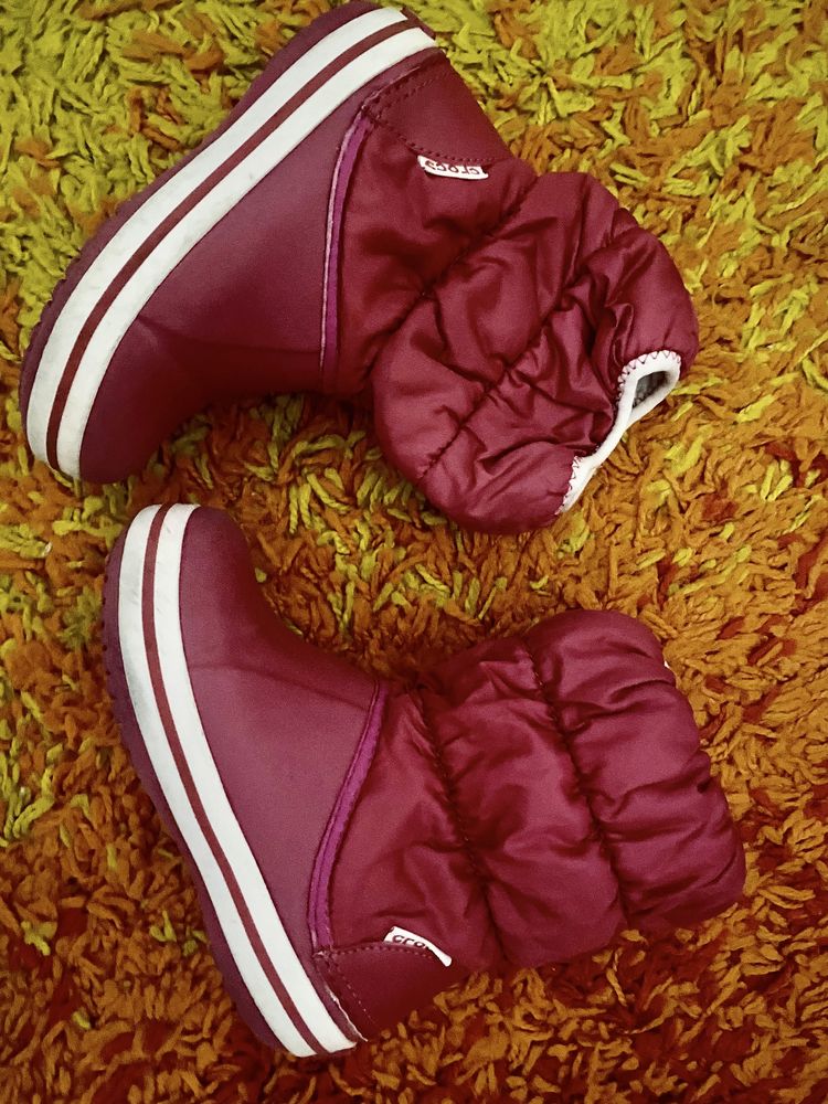 Cizme Crocs impecabile nr 27