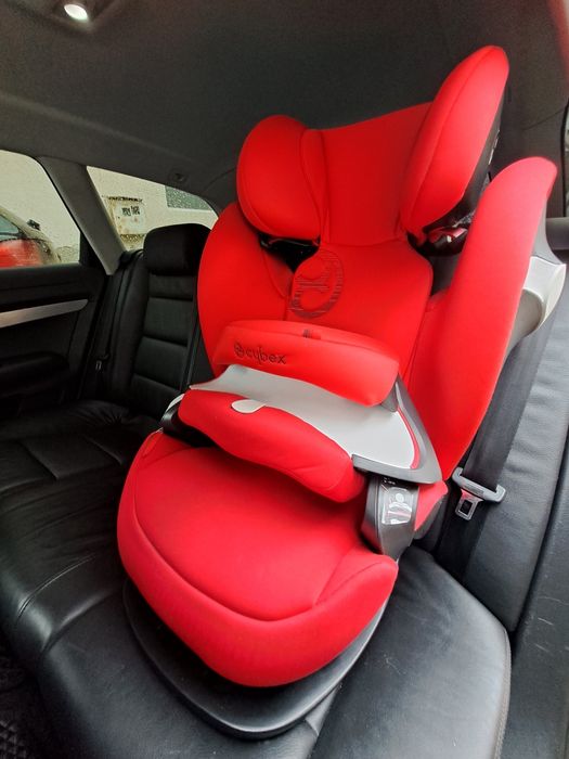 Cybex стол за кола