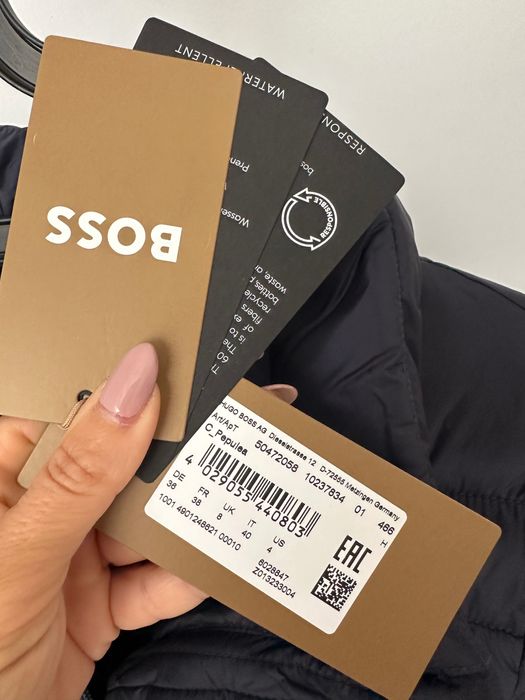 Есенно / преходно дамско яке Boss р. 36