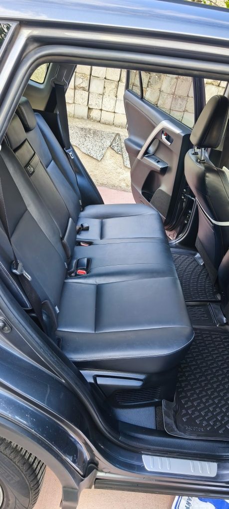 Toyota Rav 4 HIBRIT 2.5 AGU
