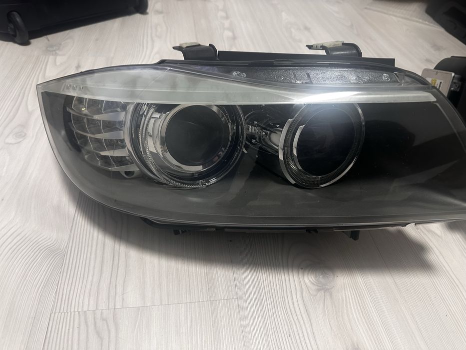 Фар за е90 е91 .