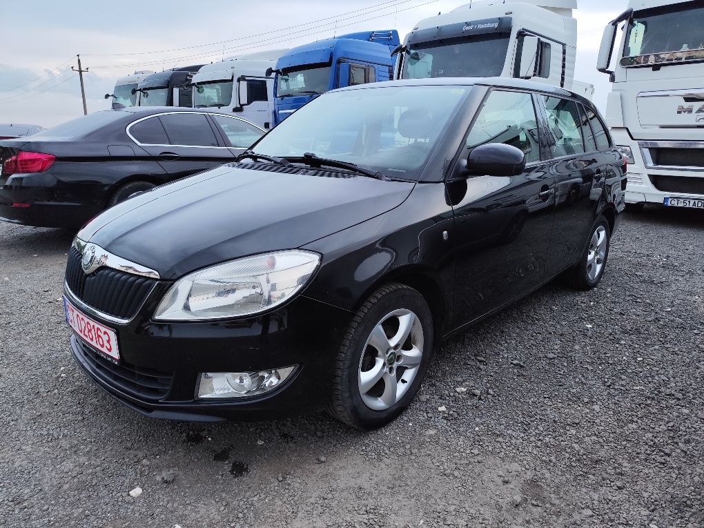 Vând Scoda Fabia 1.2 Diesel