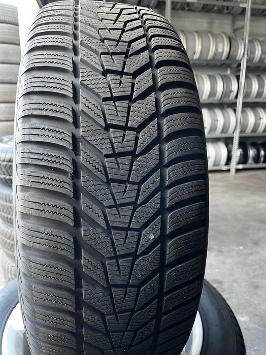 Set complet roti iarna Audi Q5 235 55 R 19 Hankook Winter i*cept Evo3