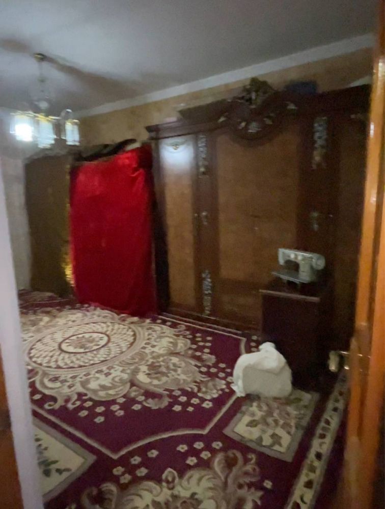 Срочно продается 3х комнатная квартира в хорошем районе.