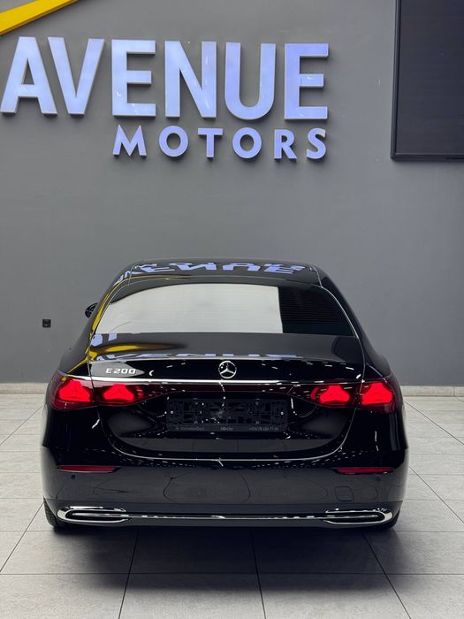 Продается новый Mercedes Benz W214 E200