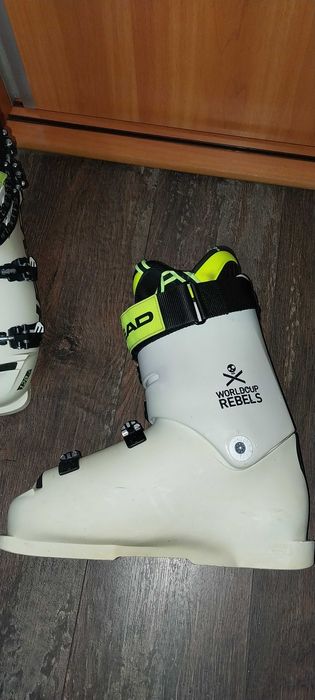 Rossignol React 177 cm.NOI ,nu s-a schiat niciodata cu ele .