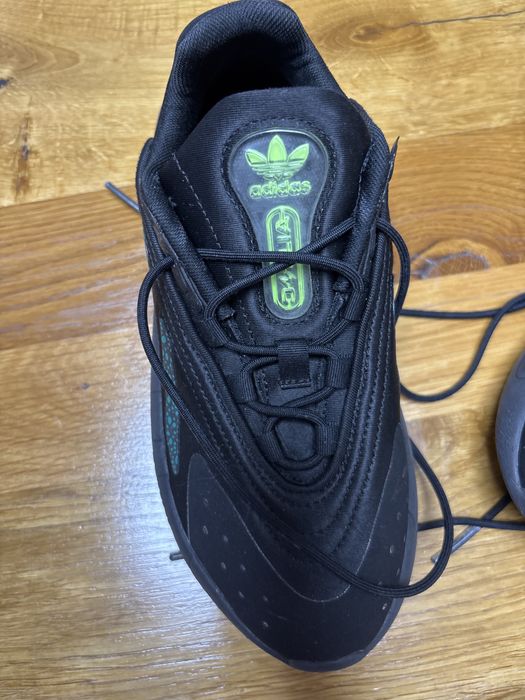 Маратонки Adidas ,отлични ,запазени.