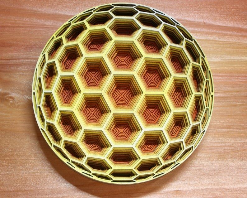 Vand decoratiune albina din lemn pentru apicultori