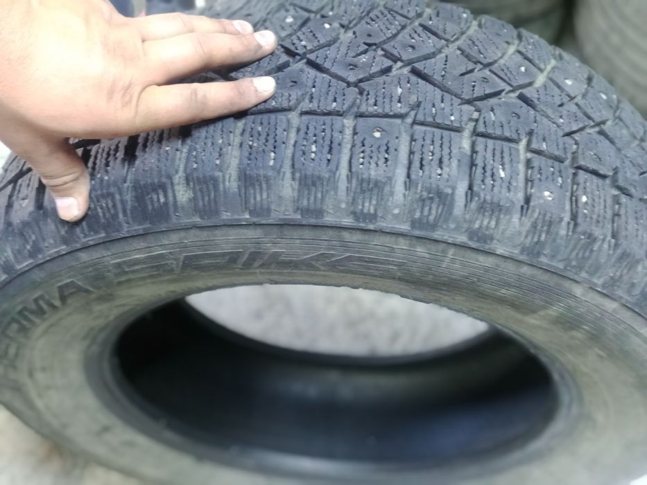 Шины б/у  зима без шипов но хорошо состояние