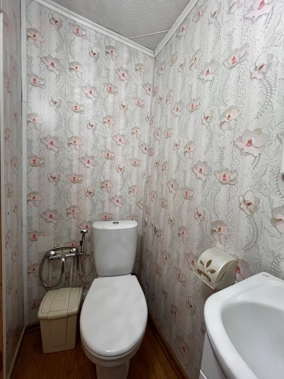 Продам деревянный дом в центре, ул.Муканова 92