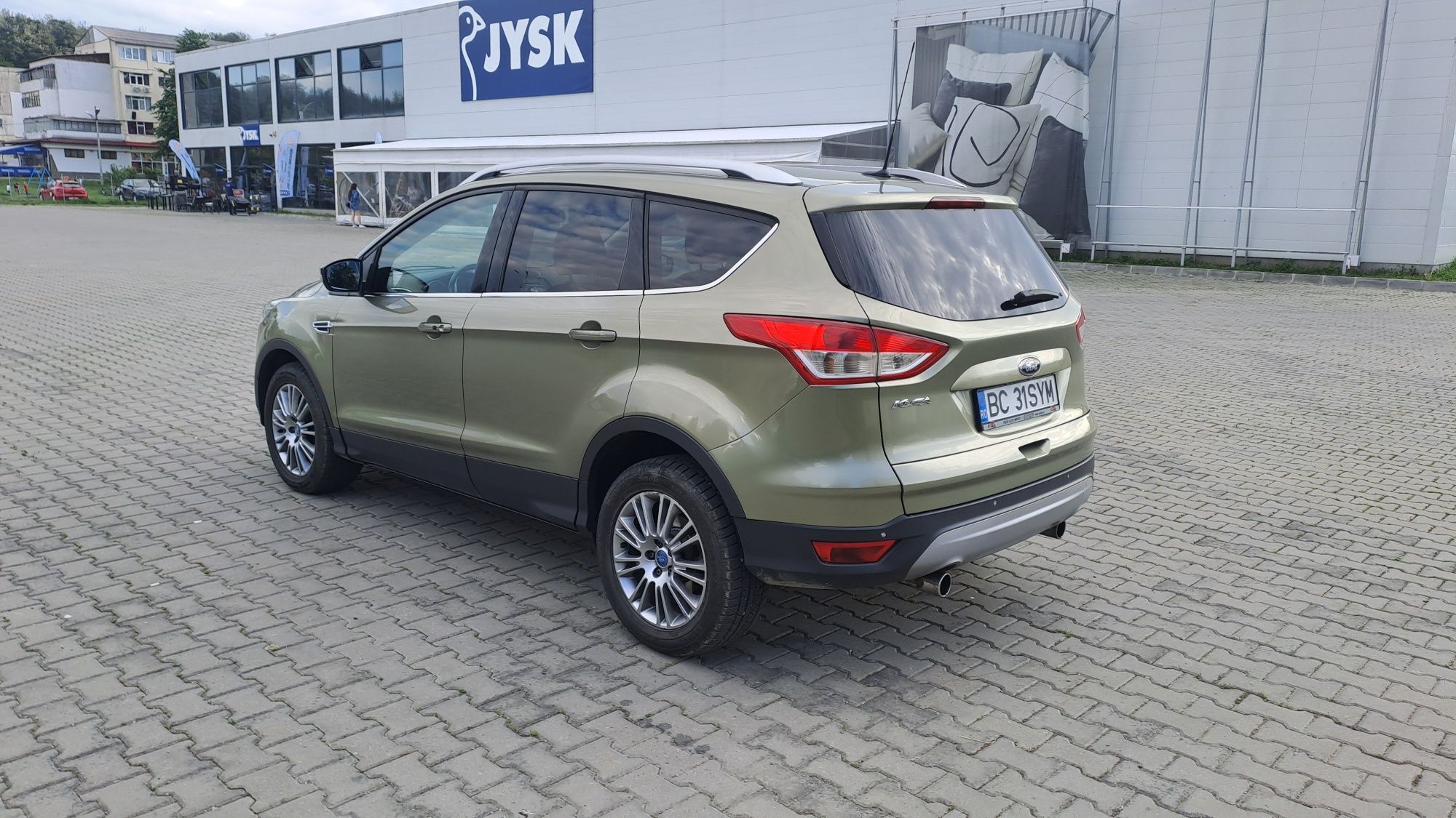 Ford kuga generația 2