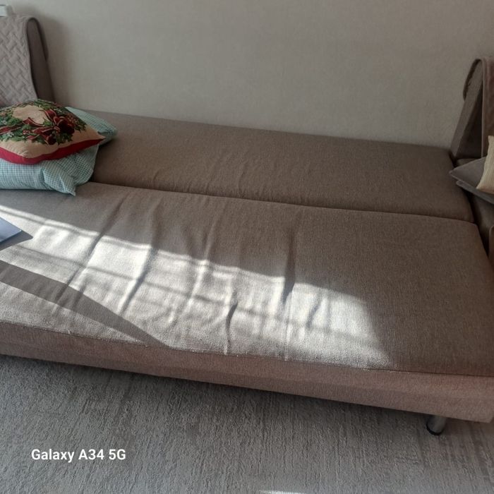 Продам диван и два кресла