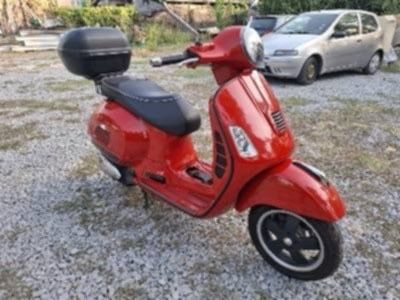 BMW F650 GS 2012 година/ Vespa 300 GTS