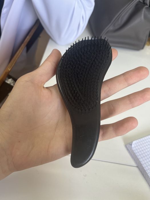 Массажный расческа