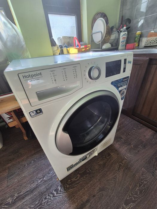 СУШИЛНЯ Hotpoint