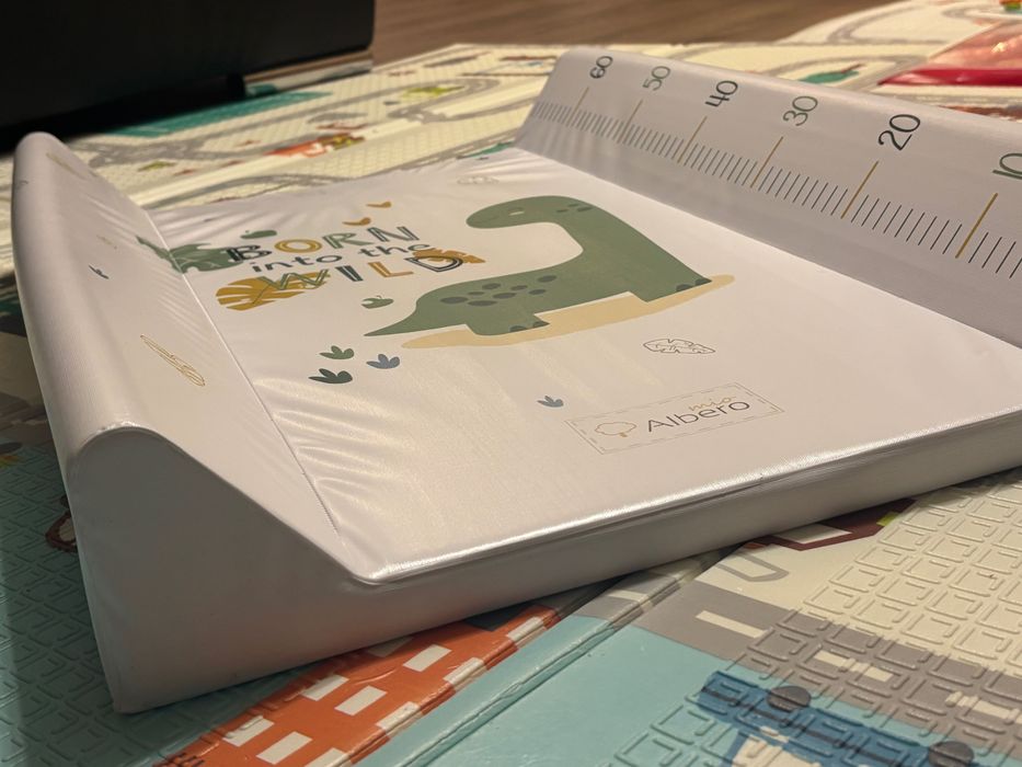 Pătuț copii Ikea (model SUNDVIK) cu saltea, protecții și altele