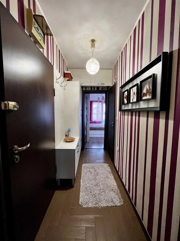 Дава се под наем Двустаен апартамент в Бургас, Изгрев - 62 кв.м за 408 € - Снимка #5