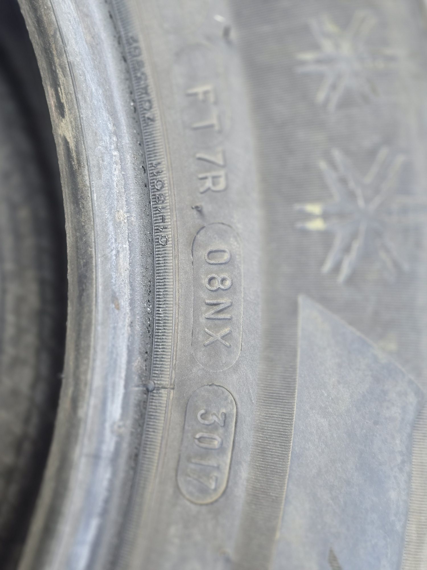 Продавам 4 бр. зимни гуми Michelin Alpin 5 за 205/60/16