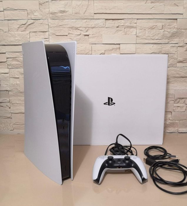 Playstation 5 / PS5 Digital + 32 jocuri