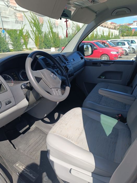 Vând Vw Transpoter 2.0tdi 140cp 9 locuri DSG 7trepte 2011