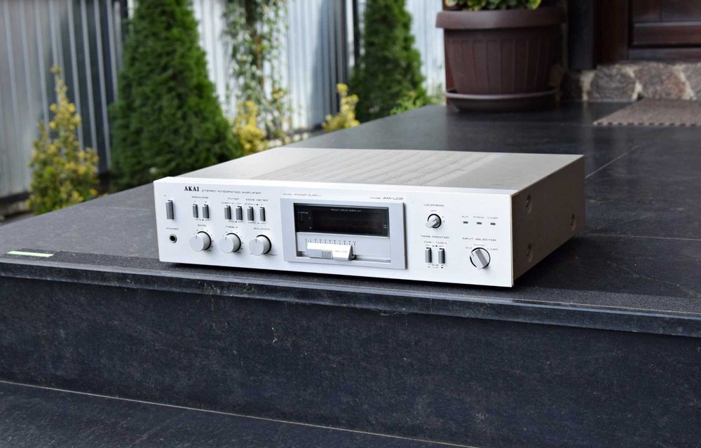 Amplificator Akai AM-U 02, vintage