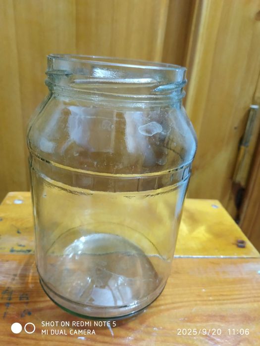 Продам стеклянные банки 1л б/у