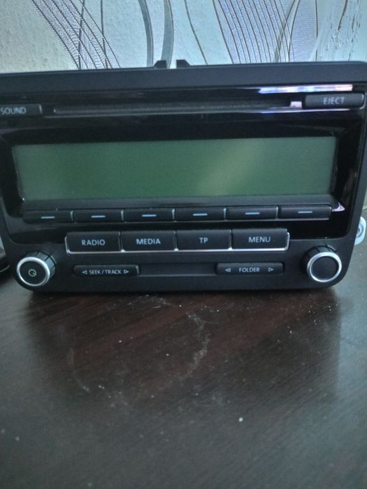 Оригинална медия RCD 310 за VW