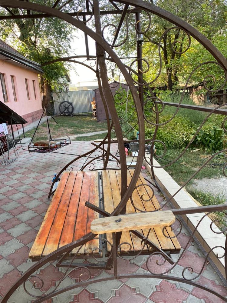 Качеля для двора