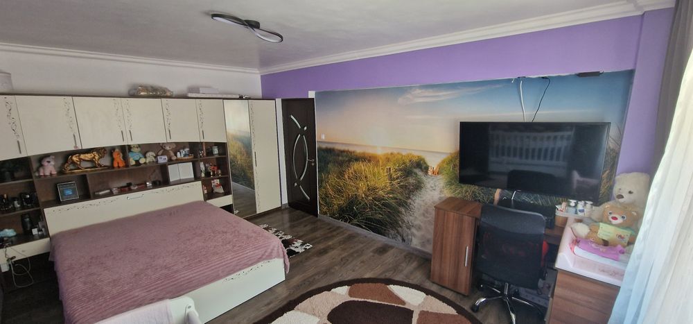 Vand apartament 2 camere Azuga