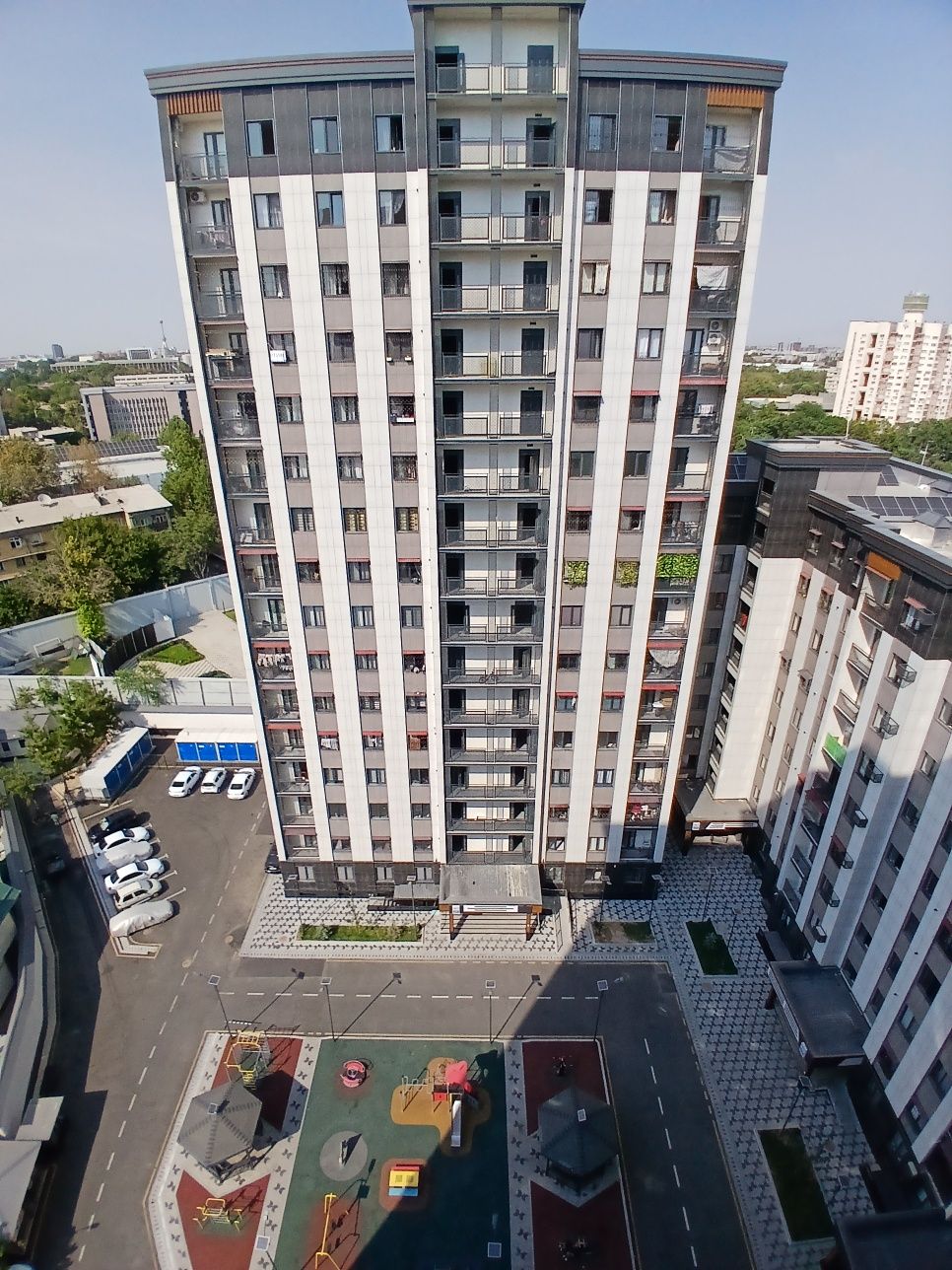 Квартира Долгое время в элитном районе. Дом НВД