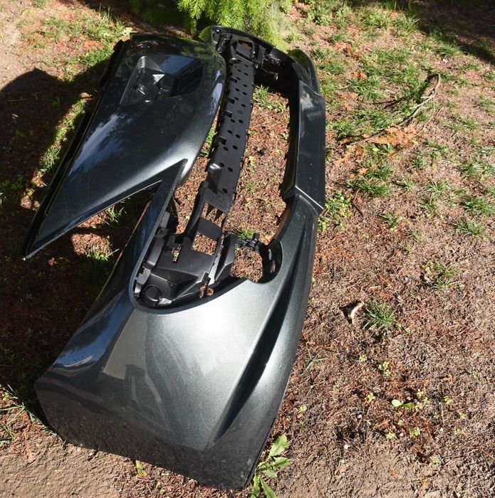 Предна броня за  Peugeout 207