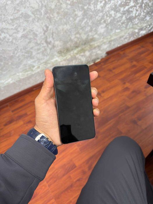 Samsung S22 plus сотилади