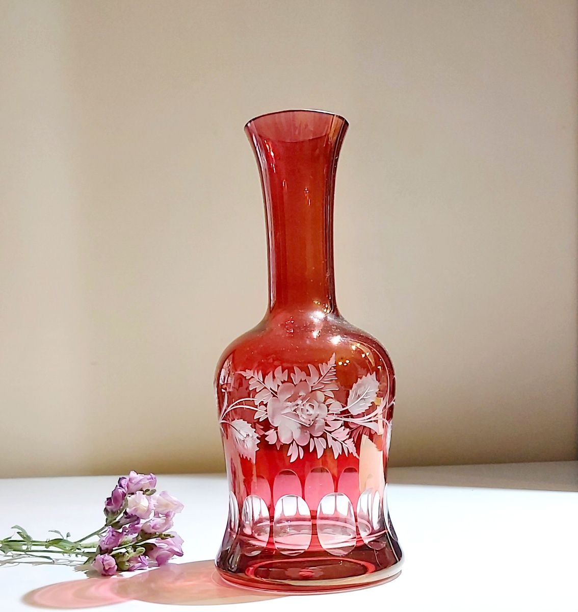 Стъклена бижутерка ваза пепелник преспапие фруктиера арт антикварни