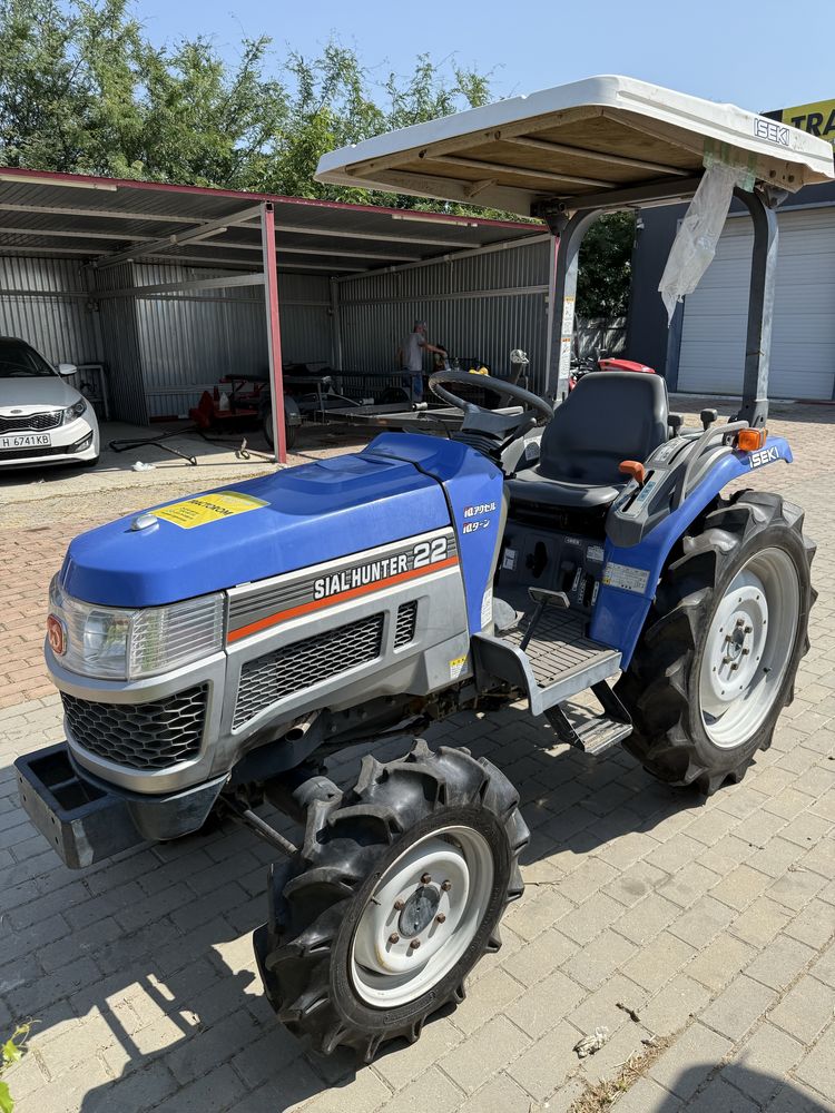 Mini tractoras ISEKI TH22