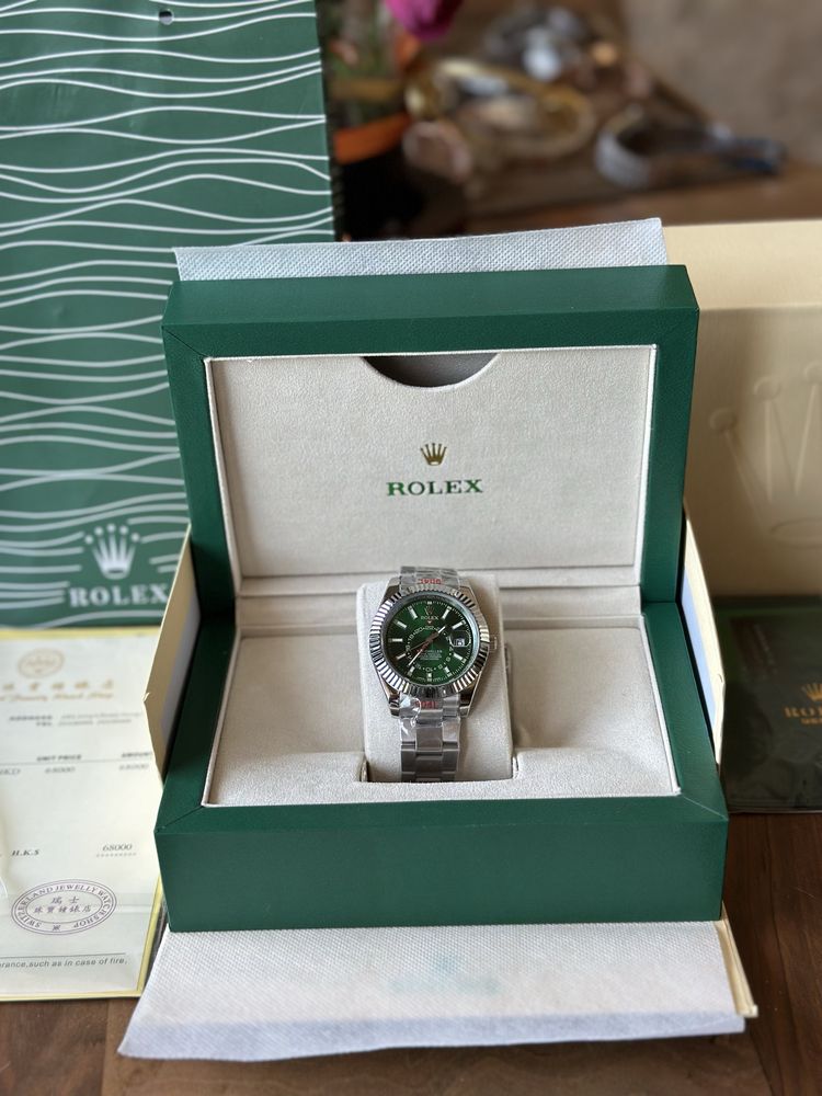 Rolex Sky-Dweller Green 42 mm