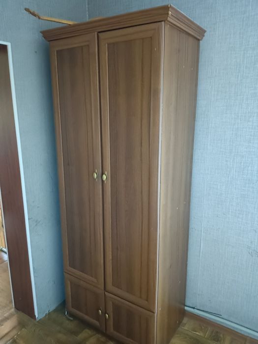 Шкаф б/у продается