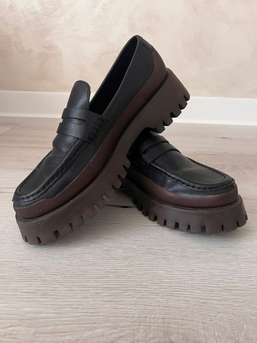 Vand pantofi marimea 38