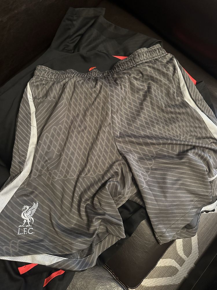 Liverpool FC L  рзмер