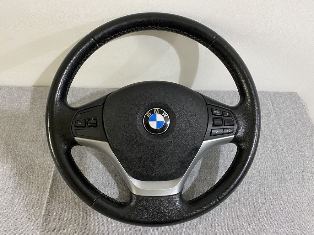 De vanzare volan bmw f30