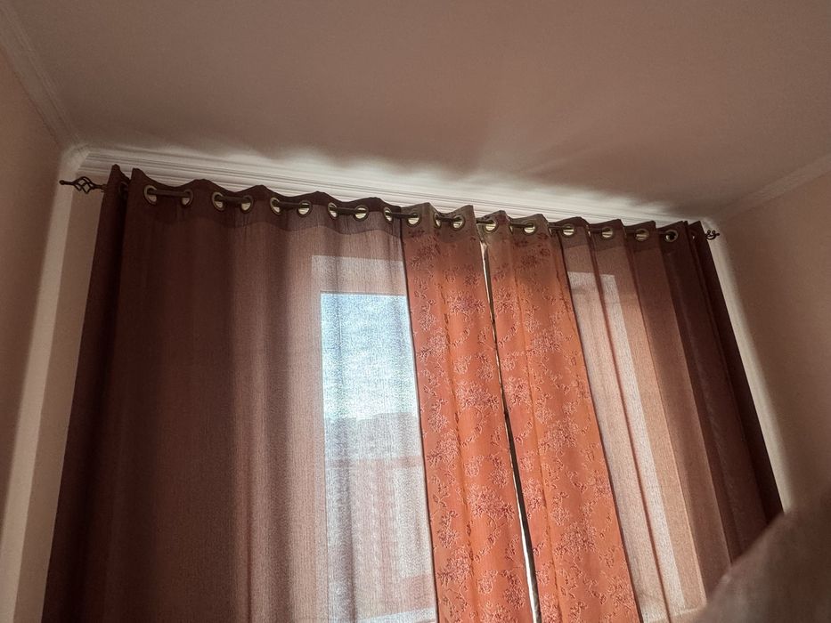 Продам шторы и карниз двухрядный
