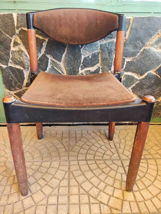 Тапициран стол - употребяван