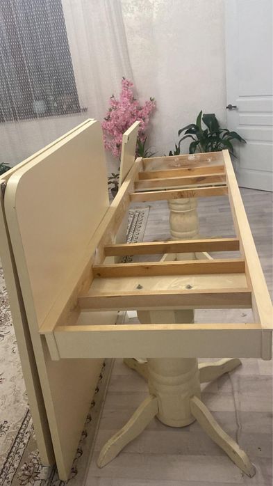 Стол 3.5 метр состояние хорошое