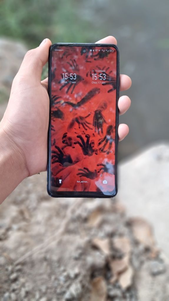 Toza ishlab turgan telefon