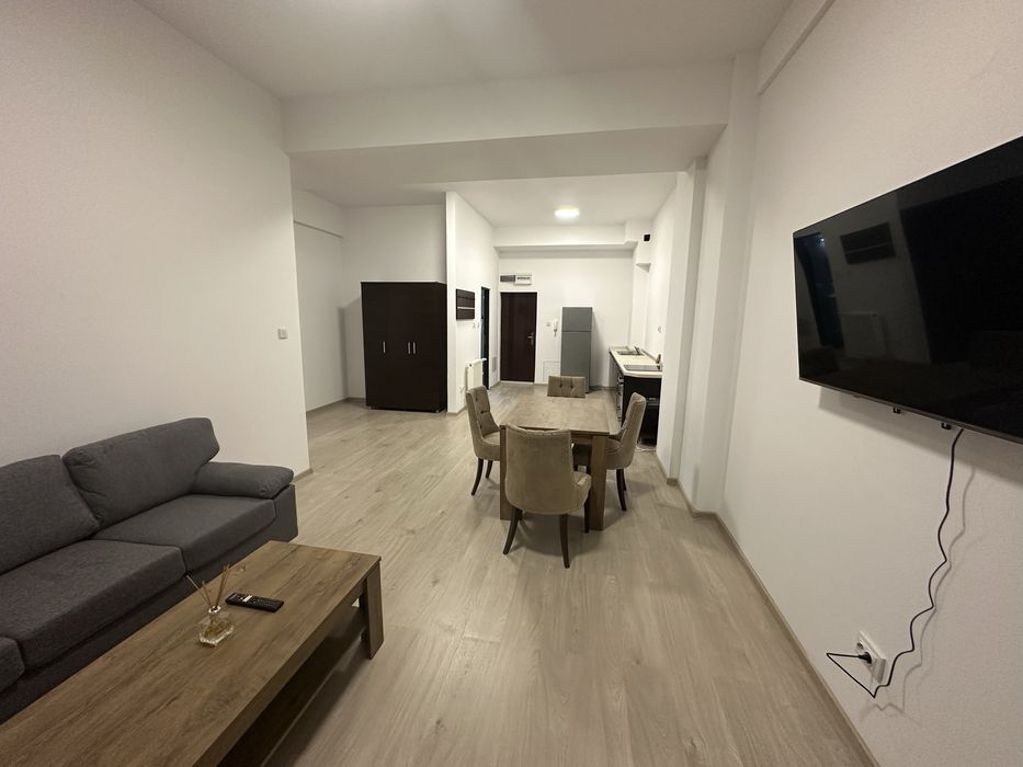 Inchiriez apartament 2 camere
