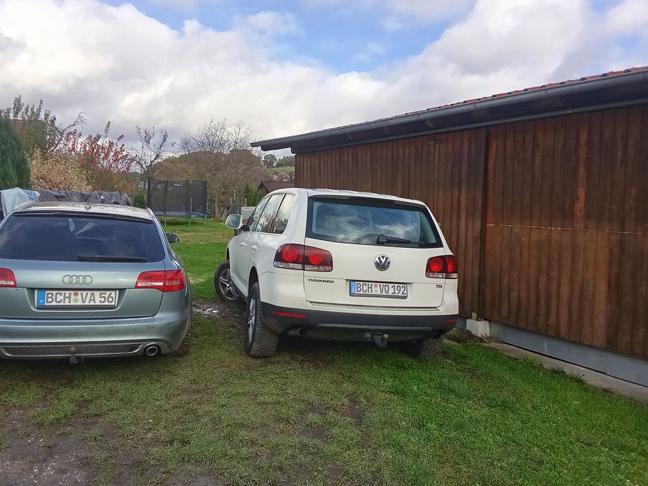 Vând w Touareg 2,5 automata