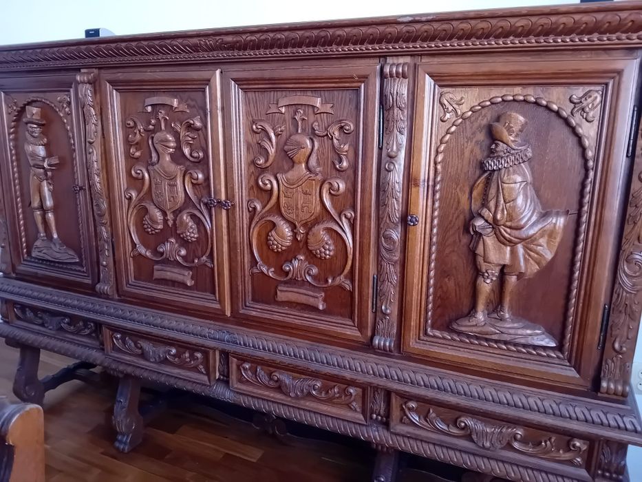 Mobila lemn masiv sculptat manual Renastere Soaniola ( Cervantes )