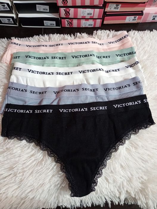 Дамско бельо в кутия