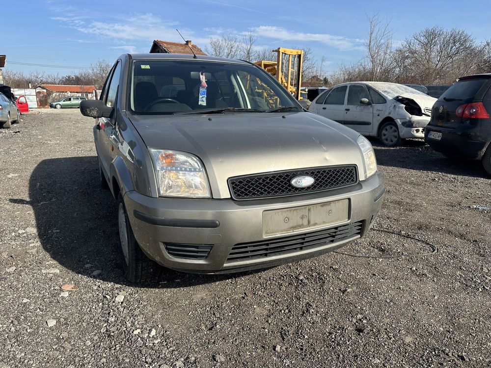 FORD fusion 1.4 бензин 2005 Г