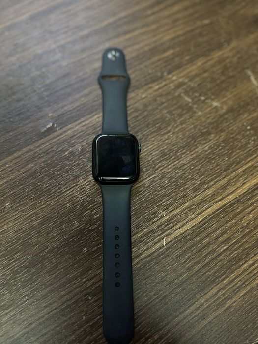 Apple watch(Райымбека 239/2)