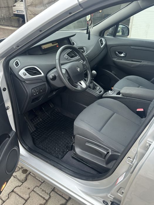 Vand renault megane scenic